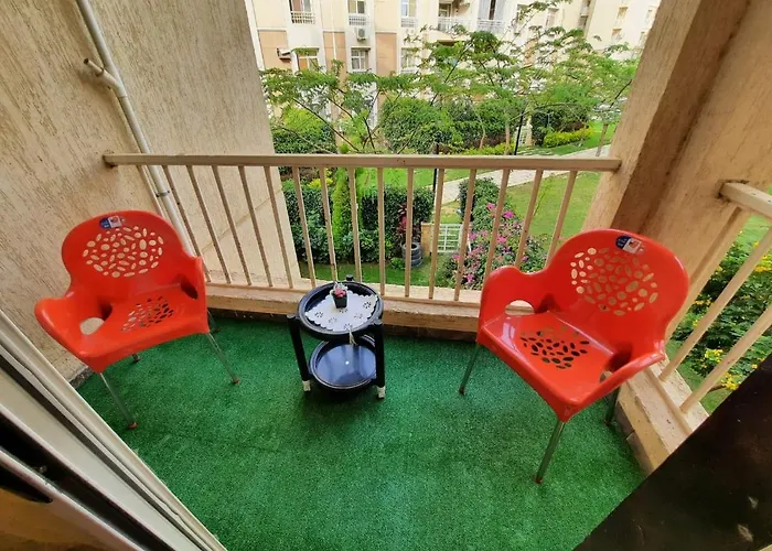 Lovely 2-Bedrooms Apartment With Garden View In Madinaty