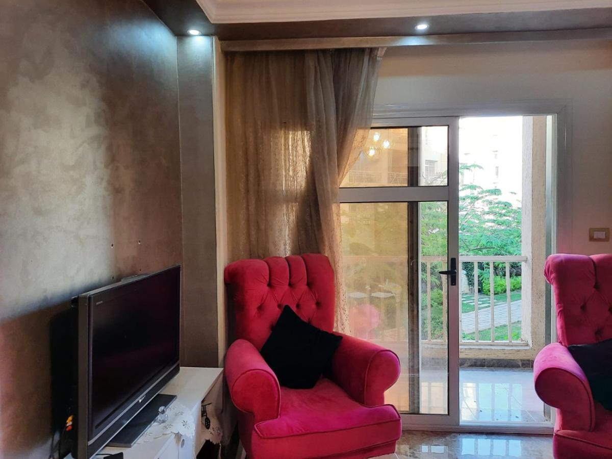 Lovely 2-bedrooms With Garden View In Madinaty
