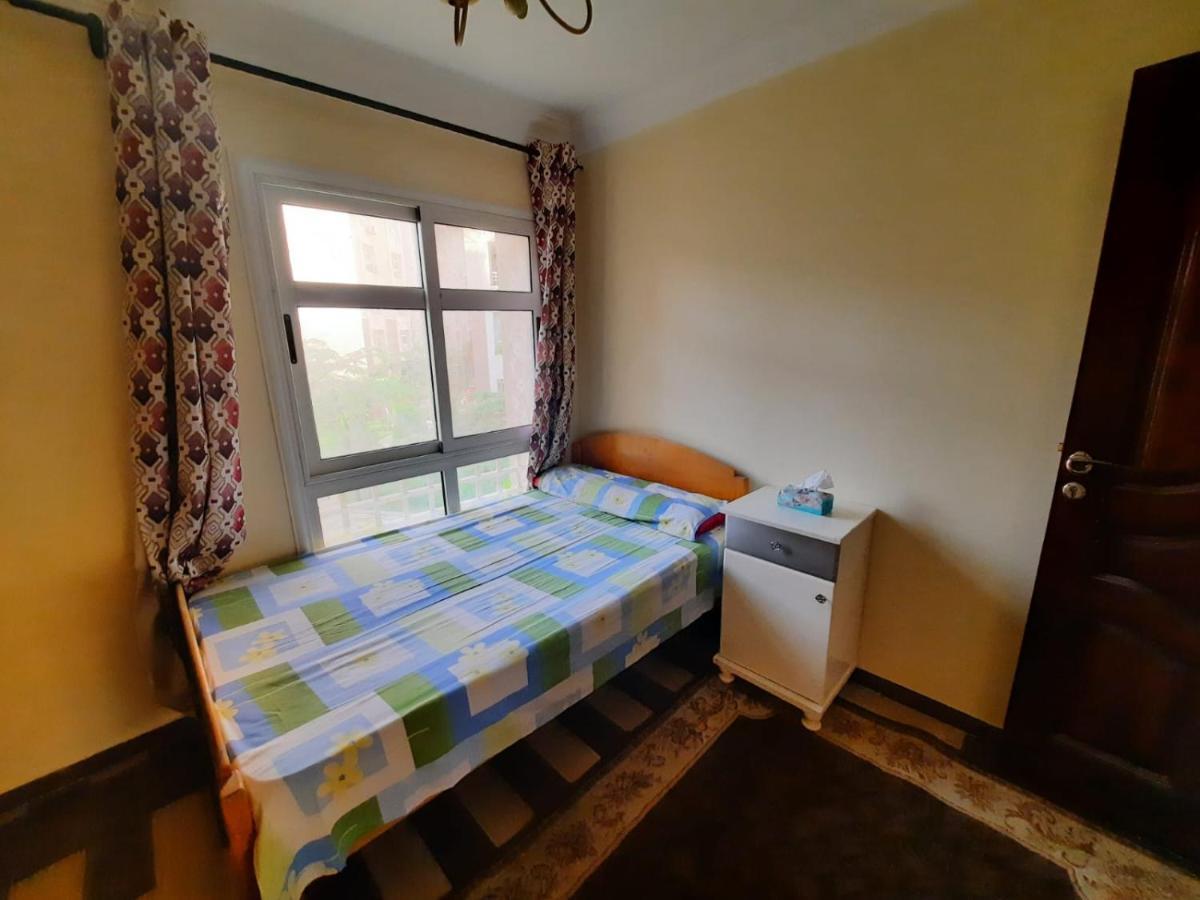 Lovely 2-bedrooms With Garden View In Madinaty * Kair